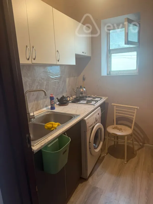 Kirayə verilir 1 otaqlı həyət evi 45 m²