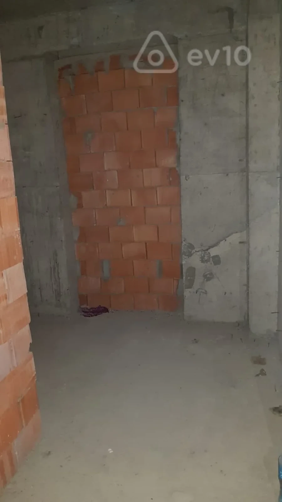 Satılır 1 otaqlı yeni tikili 73 m²