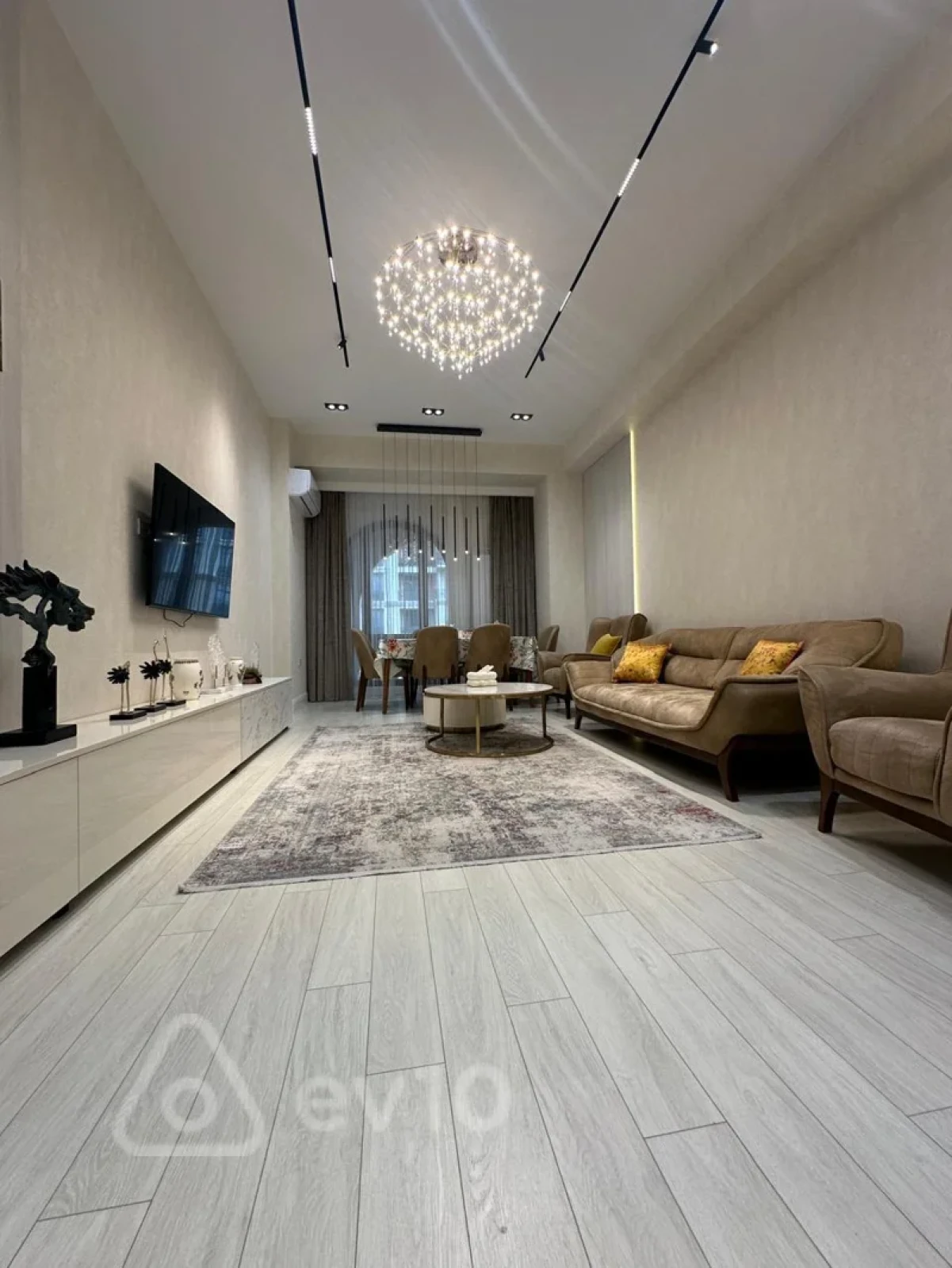 Satılır 3 otaqlı yeni tikili 110 m²