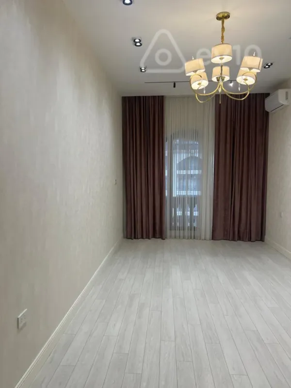 Satılır 3 otaqlı yeni tikili 110 m²
