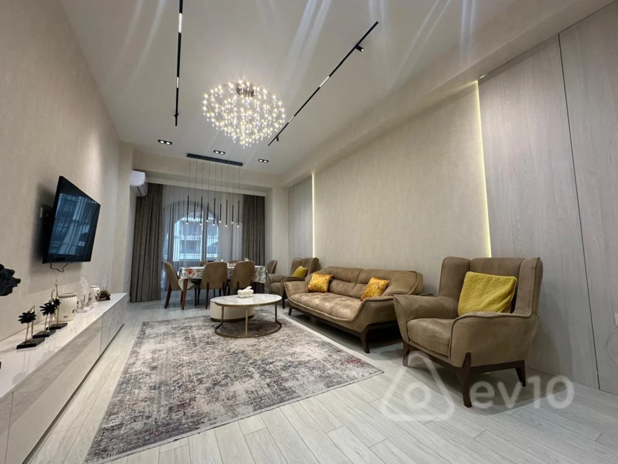 Satılır 3 otaqlı yeni tikili 110 m²