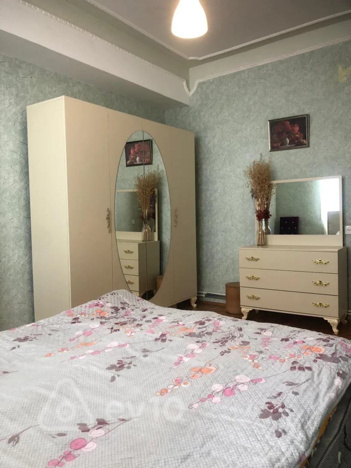 Kirayə verilir 2 otaqlı yeni tikili 60 m²