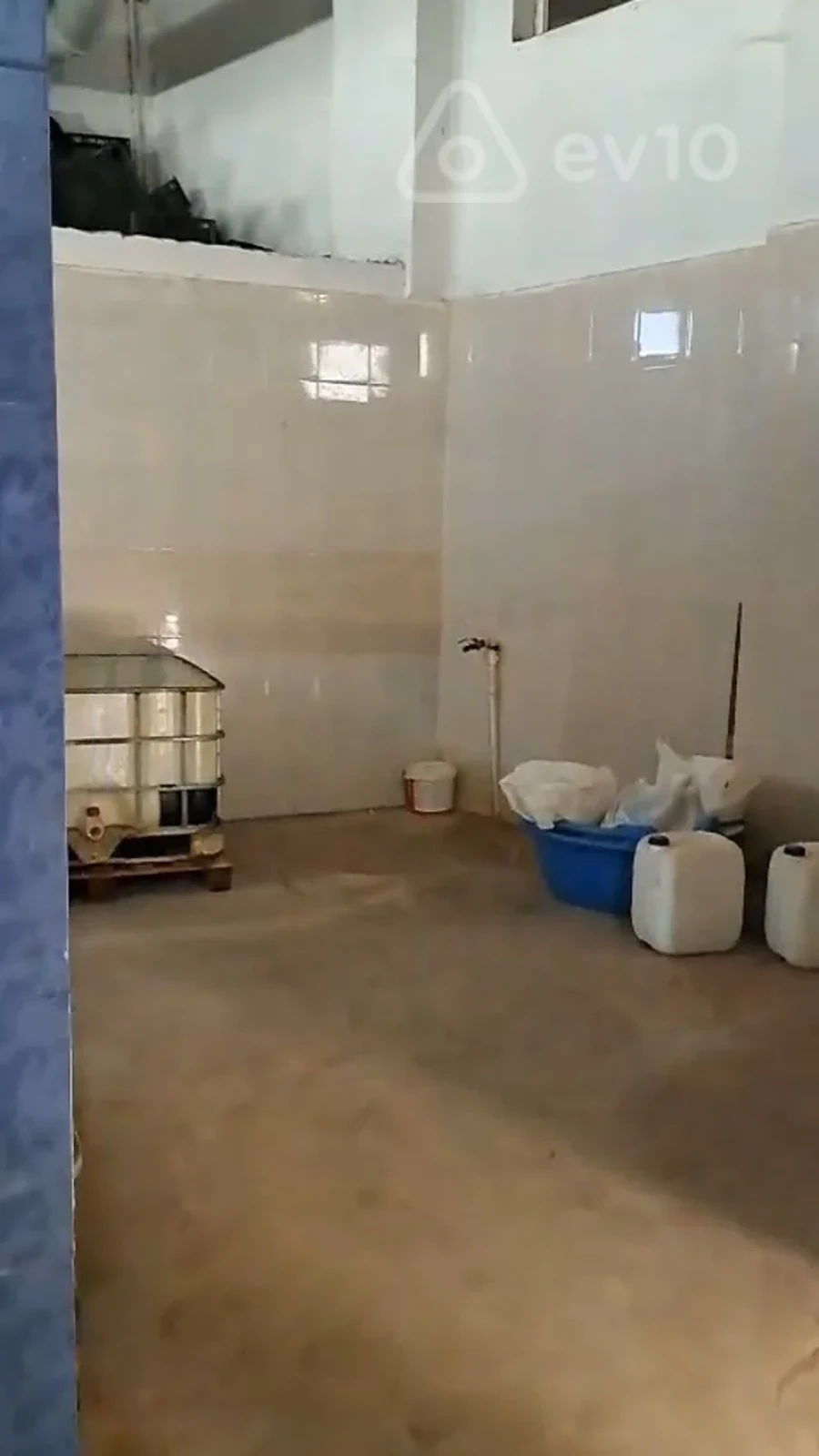 Kirayə verilir mənzil 1000 m²