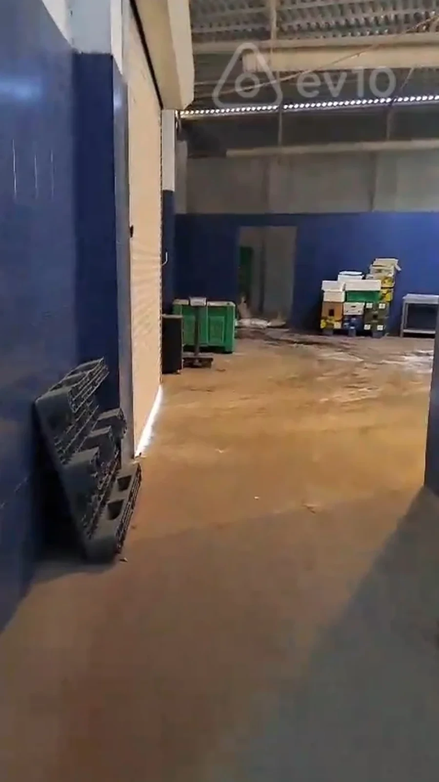 Kirayə verilir mənzil 1000 m²