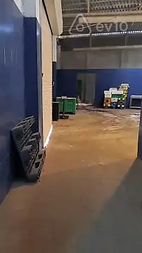 Kirayə verilir mənzil 1000 m²