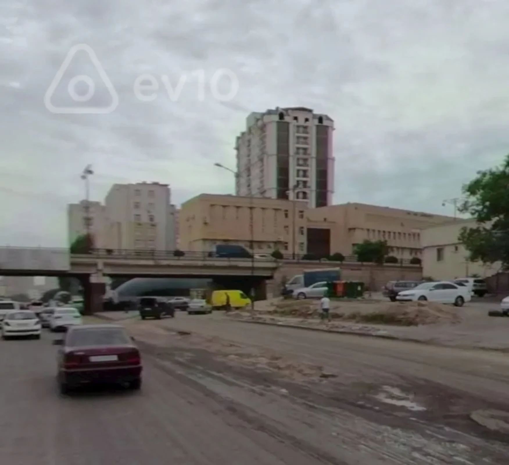 Satılır 1 otaqlı köhnə tikili 11 m²