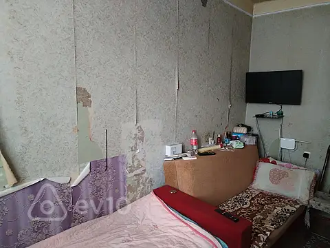 Satılır 1 otaqlı köhnə tikili 11 m²