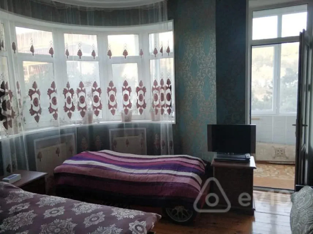 Kirayə verilir 3 otaqlı yeni tikili 123 m²