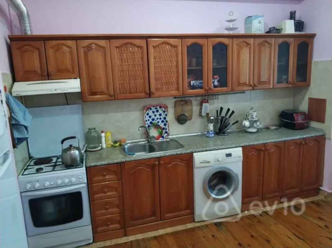 Kirayə verilir 3 otaqlı yeni tikili 123 m²