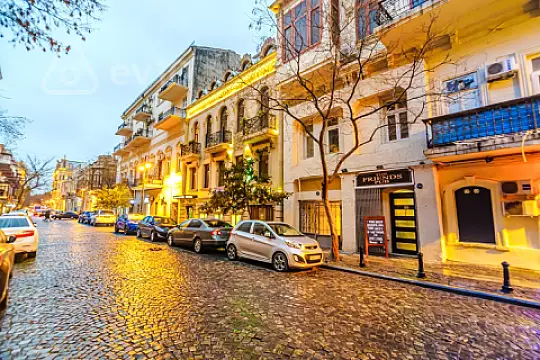 Kirayə verilir 2 otaqlı köhnə tikili 55 m² — Bakı, Səbail 2 otaq 55.00 m²