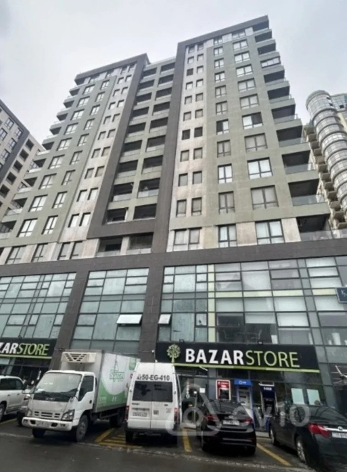 Satılır 4 otaqlı yeni tikili 176 m²