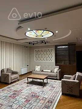 Kirayə verilir 3 otaqlı yeni tikili 160 m²
