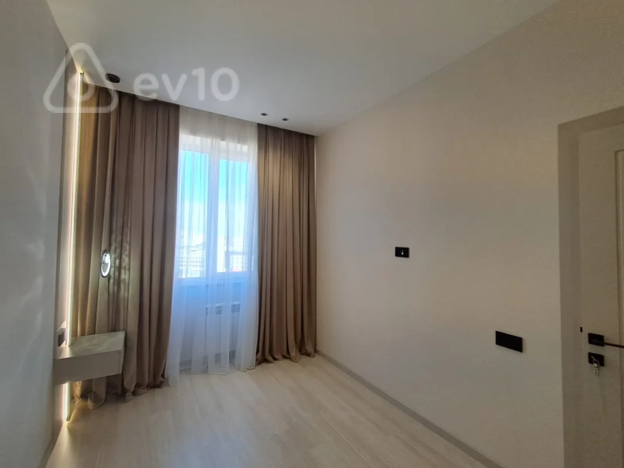 Satılır 2 otaqlı yeni tikili 50 m²