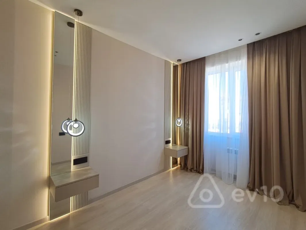 Satılır 2 otaqlı yeni tikili 50 m²