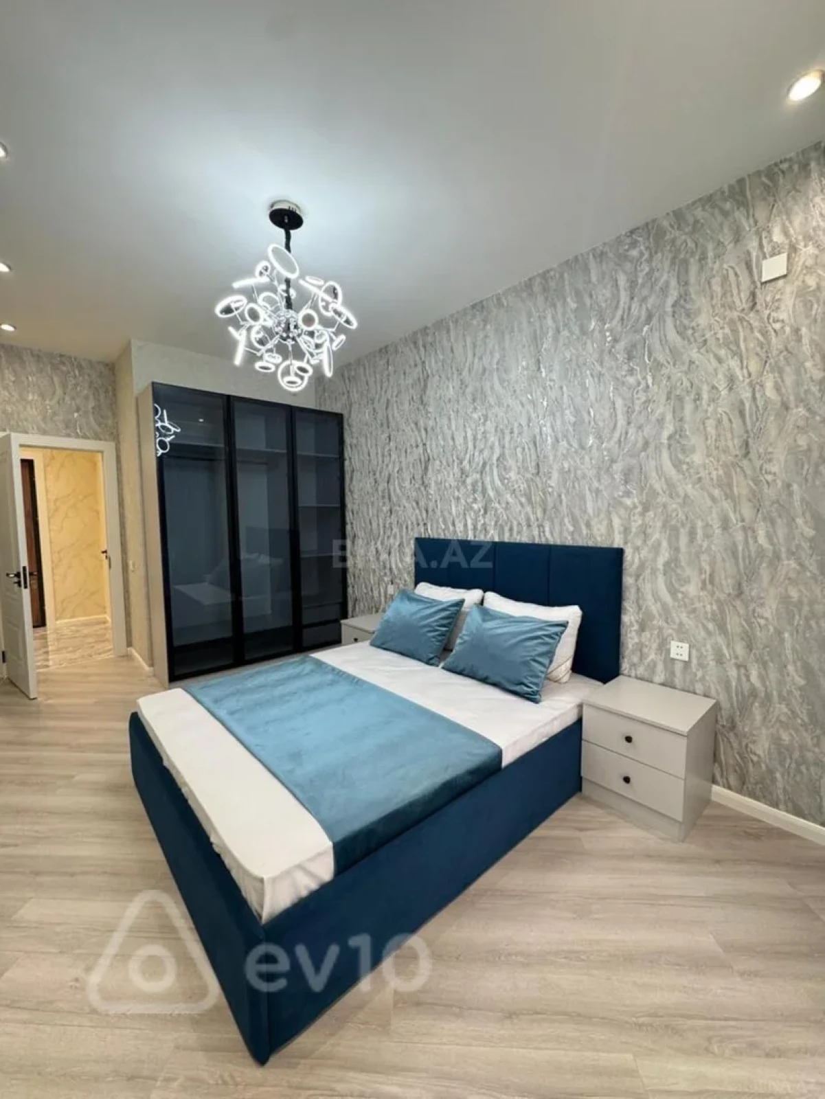 Kirayə verilir 2 otaqlı yeni tikili 58 m²