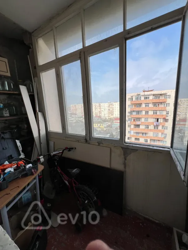Satılır 2 otaqlı köhnə tikili 60 m²