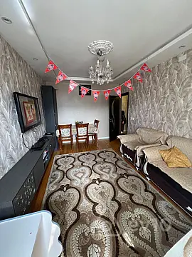 Satılır 2 otaqlı köhnə tikili 60 m²