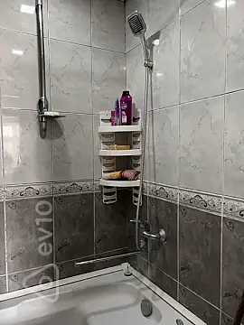 Kirayə verilir 2 otaqlı yeni tikili 60 m²