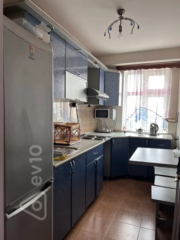 Kirayə verilir 2 otaqlı yeni tikili 60 m²