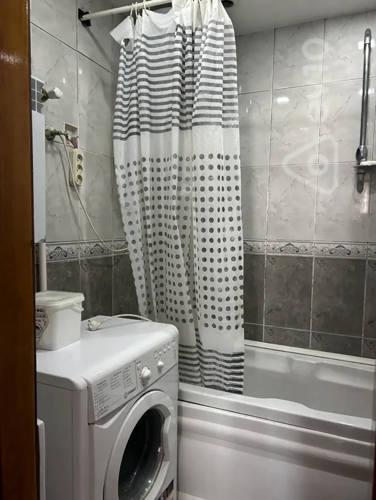 Kirayə verilir 2 otaqlı yeni tikili 60 m²