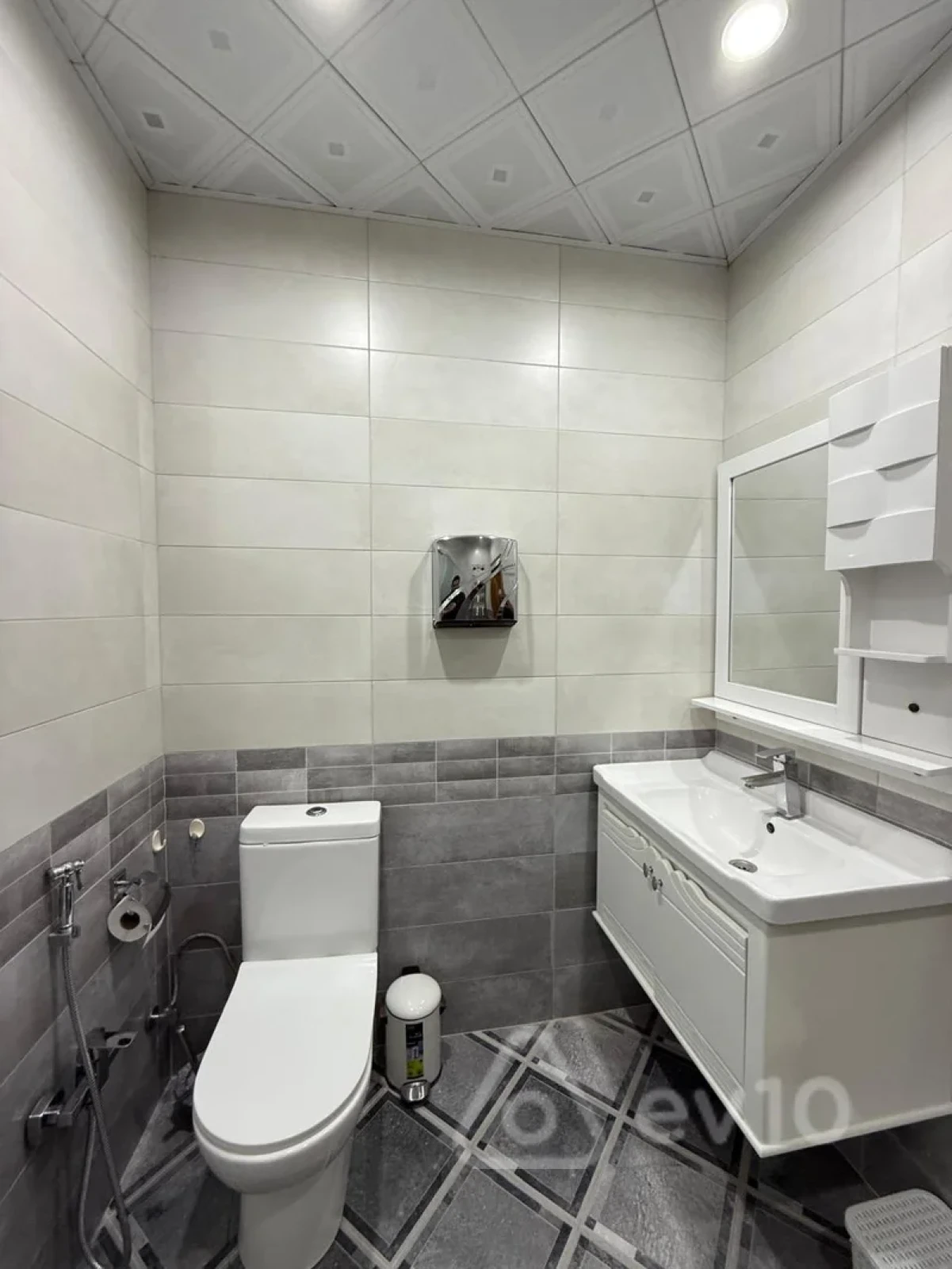 Satılır 3 otaqlı yeni tikili 146 m²