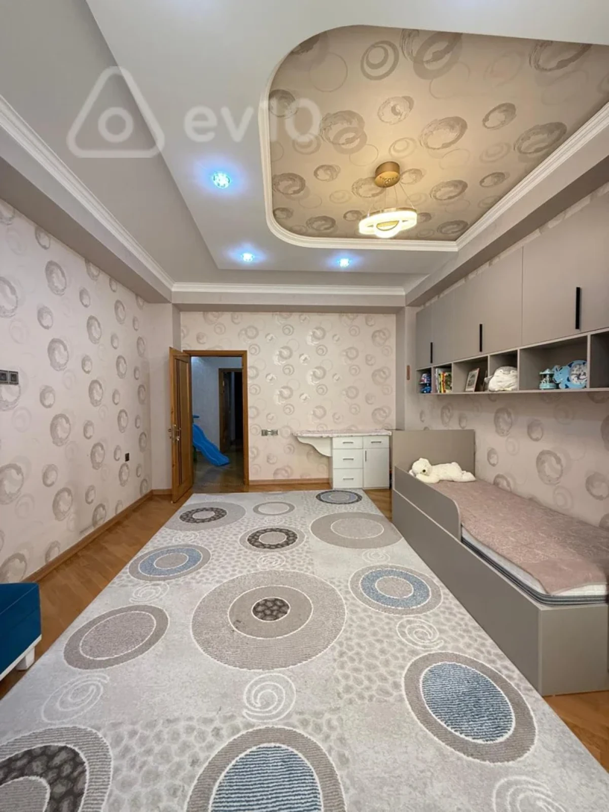 Satılır 3 otaqlı yeni tikili 146 m²