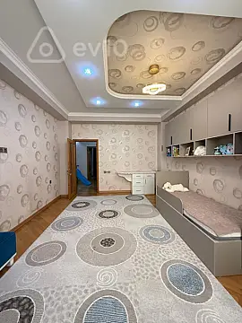 Satılır 3 otaqlı yeni tikili 146 m²