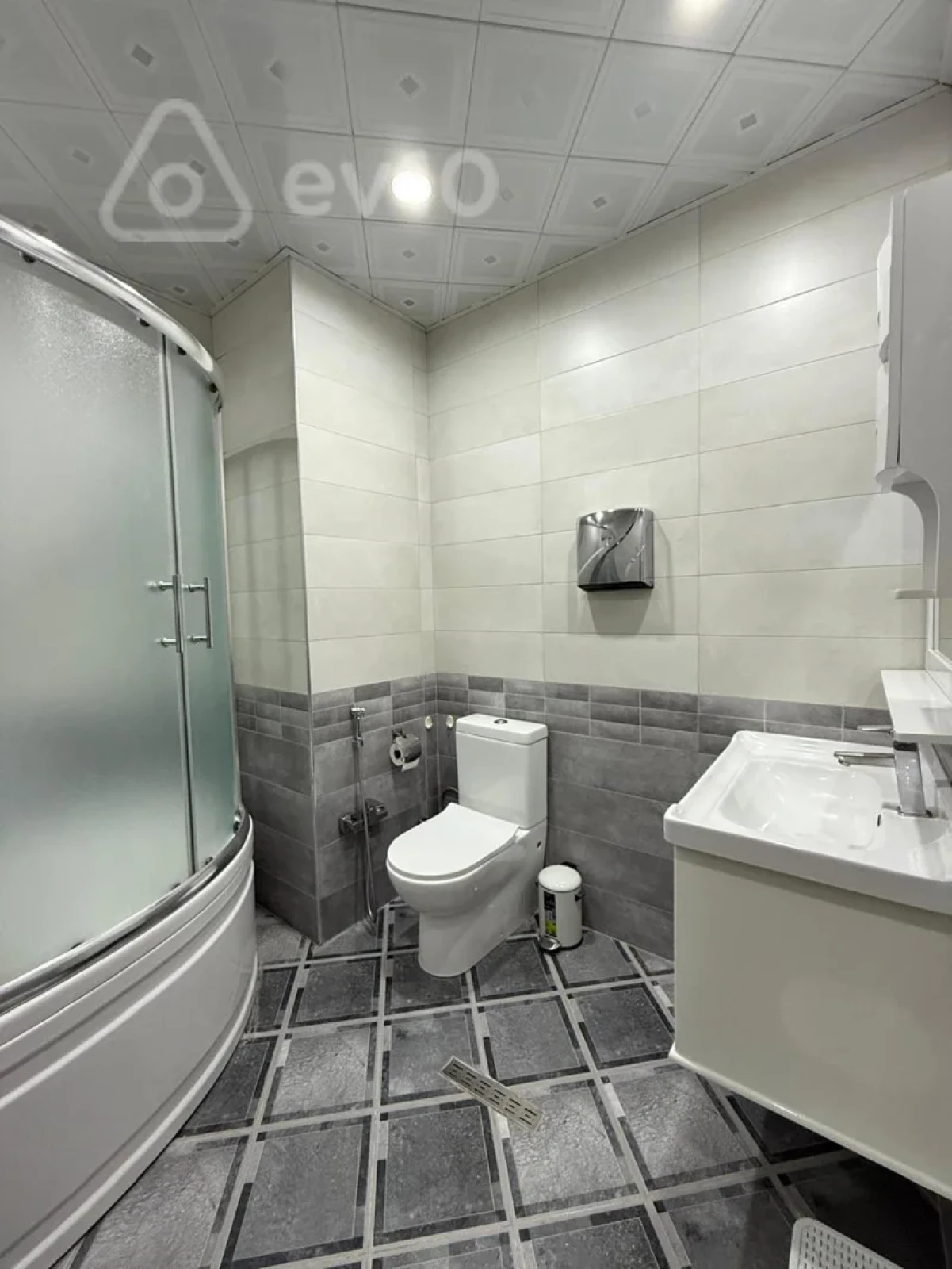 Satılır 3 otaqlı yeni tikili 146 m²