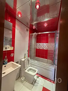 Kirayə verilir 2 otaqlı yeni tikili 75 m²