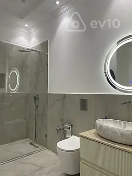 Kirayə verilir 2 otaqlı yeni tikili 80 m²