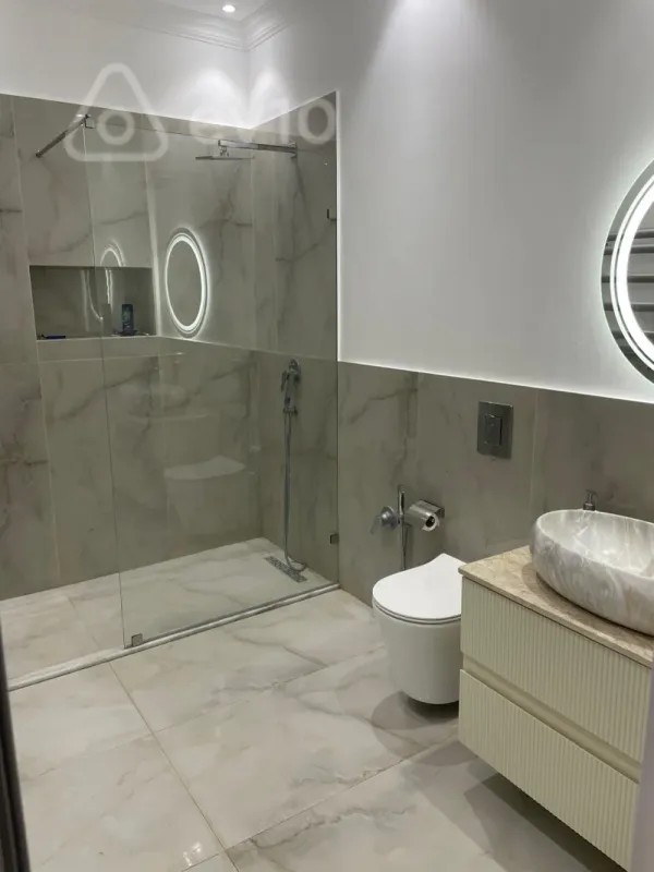 Kirayə verilir 2 otaqlı yeni tikili 80 m²