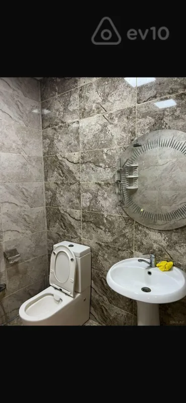 Kirayə verilir 2 otaqlı yeni tikili 66 m²