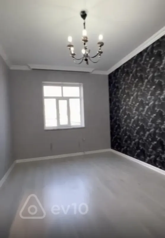 Satılır 5 otaqlı həyət evi 140 m²