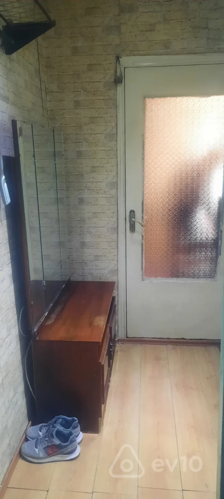 Kirayə verilir 1 otaqlı köhnə tikili 50 m²