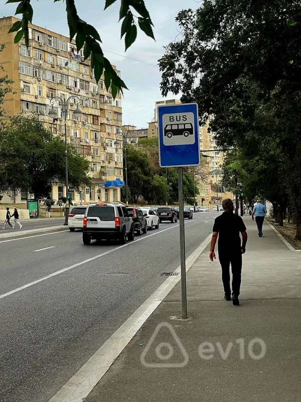 Kirayə verilir 1 otaqlı köhnə tikili 50 m²