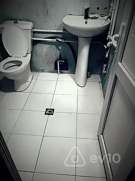 Kirayə verilir 1 otaqlı köhnə tikili 50 m²