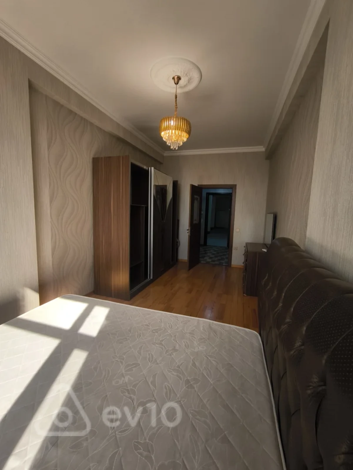 Kirayə verilir 2 otaqlı yeni tikili 80 m²