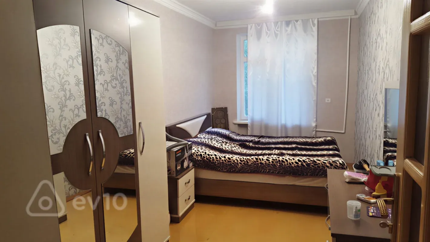 Kirayə verilir 2 otaqlı yeni tikili 70 m²