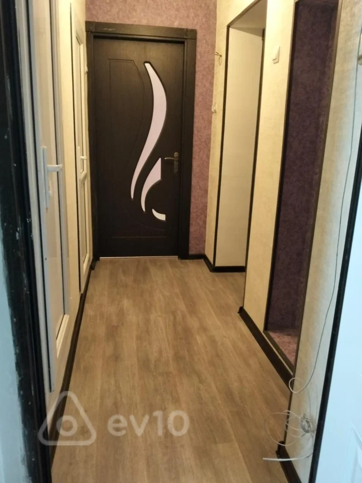 Satılır 3 otaqlı köhnə tikili 60 m²