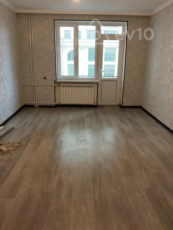 Satılır 3 otaqlı köhnə tikili 60 m²