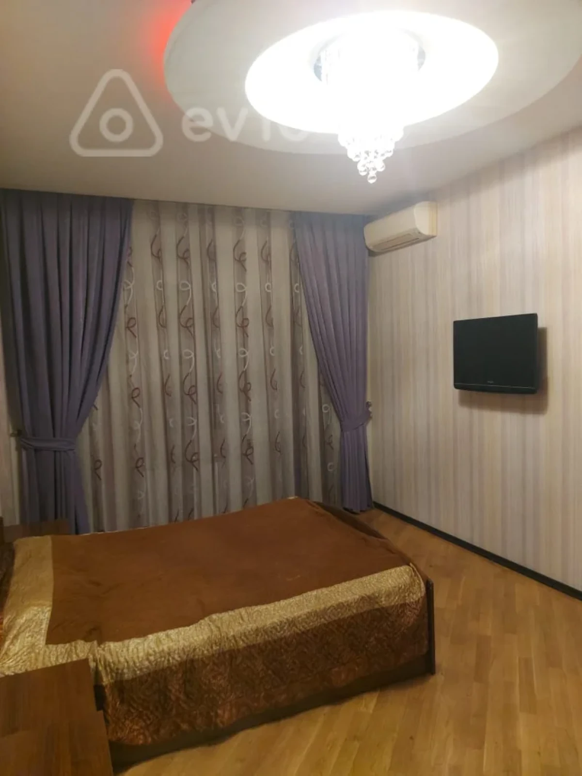 Kirayə verilir 2 otaqlı yeni tikili 80 m²