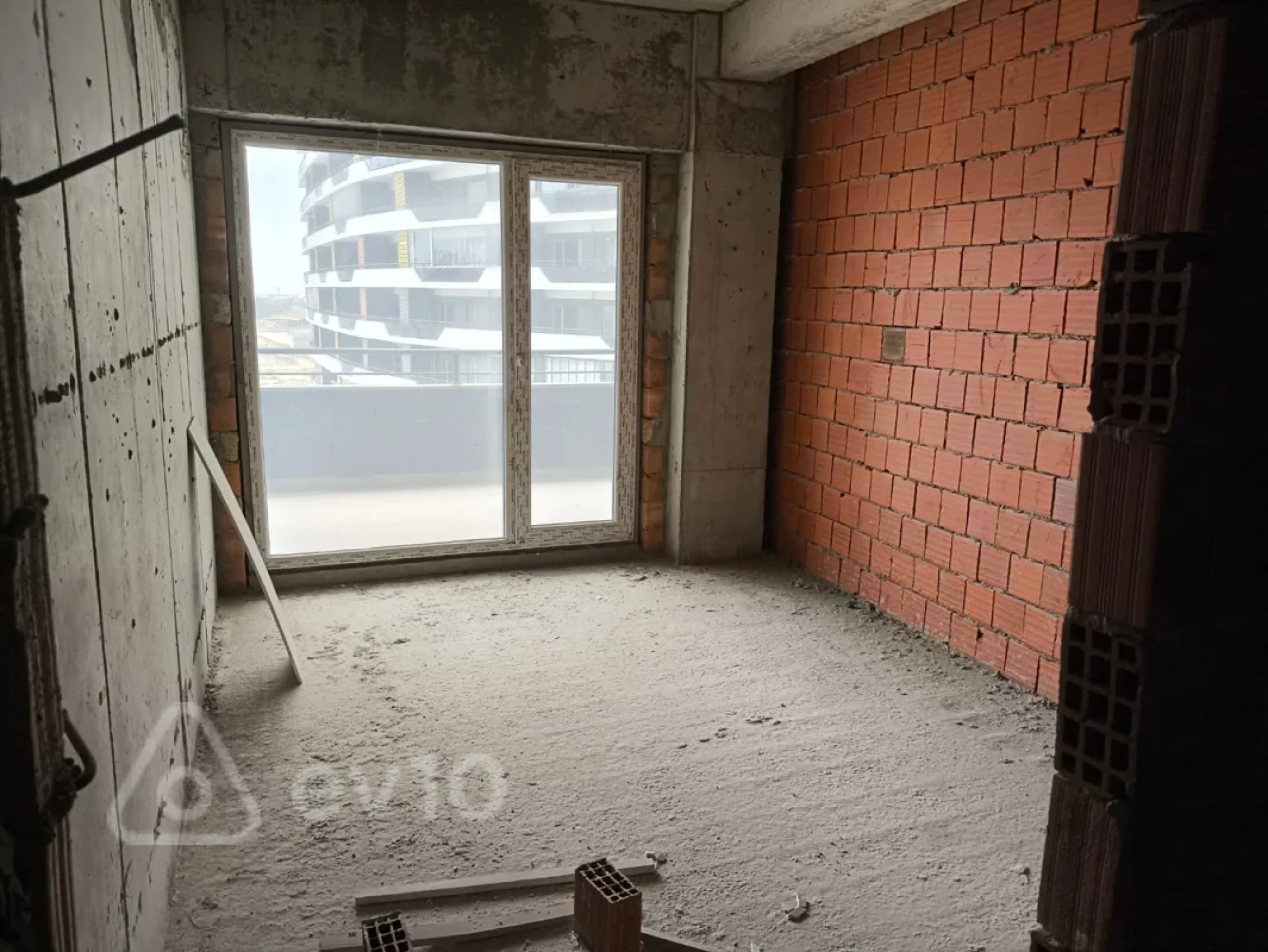 Satılır 2 otaqlı yeni tikili 80 m²