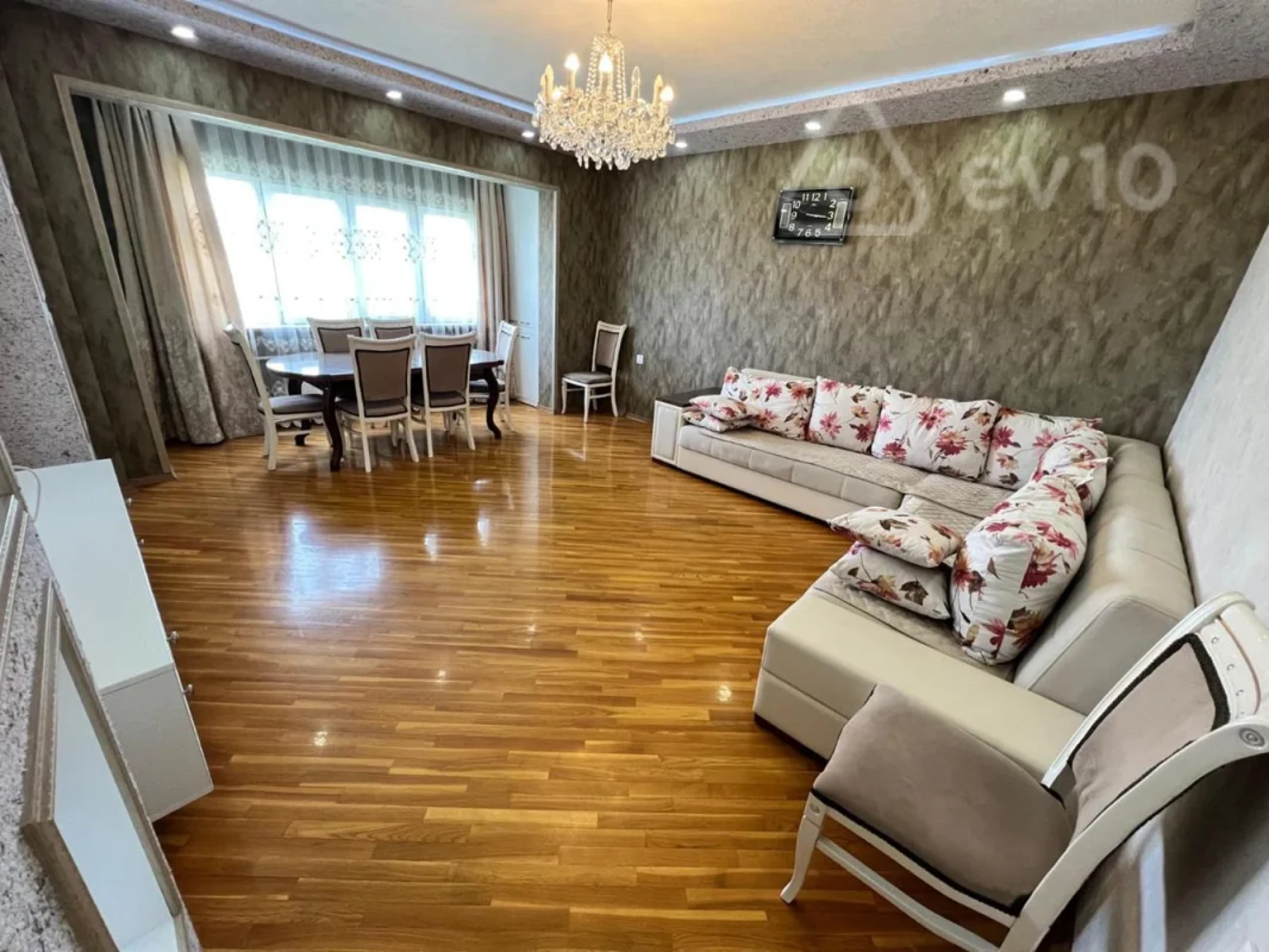 Kirayə verilir 3 otaqlı köhnə tikili 69 m²