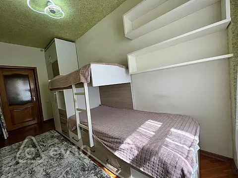 Kirayə verilir 3 otaqlı köhnə tikili 69 m²