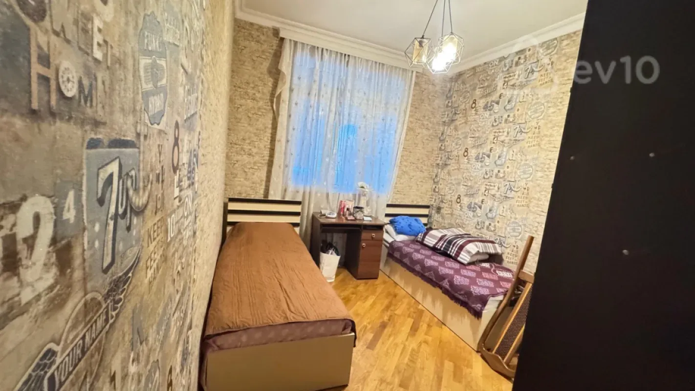 Kirayə verilir 3 otaqlı yeni tikili 110 m²