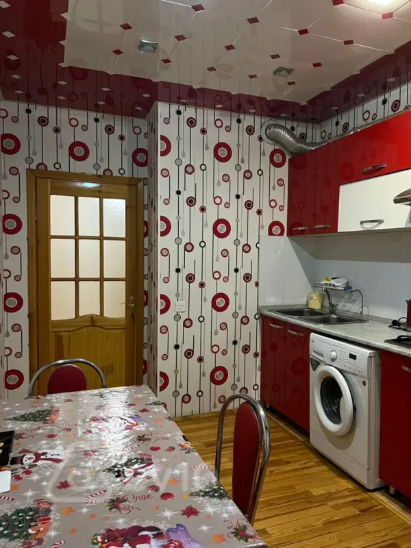 Satılır 2 otaqlı yeni tikili 82 m²