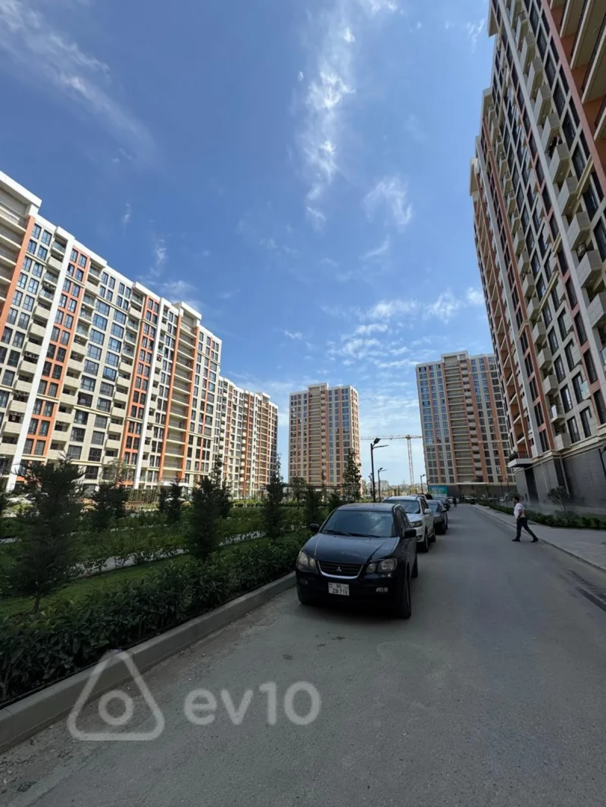 Satılır 3 otaqlı yeni tikili 95 m²