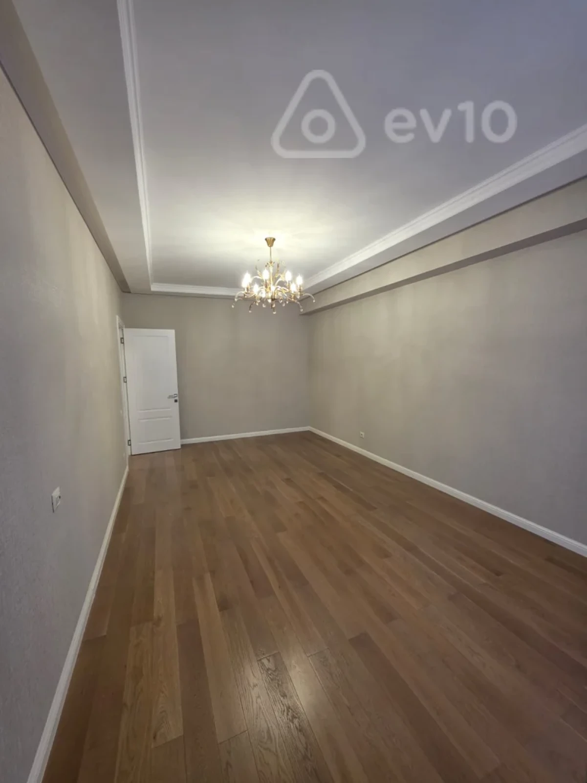 Satılır 3 otaqlı yeni tikili 95 m²