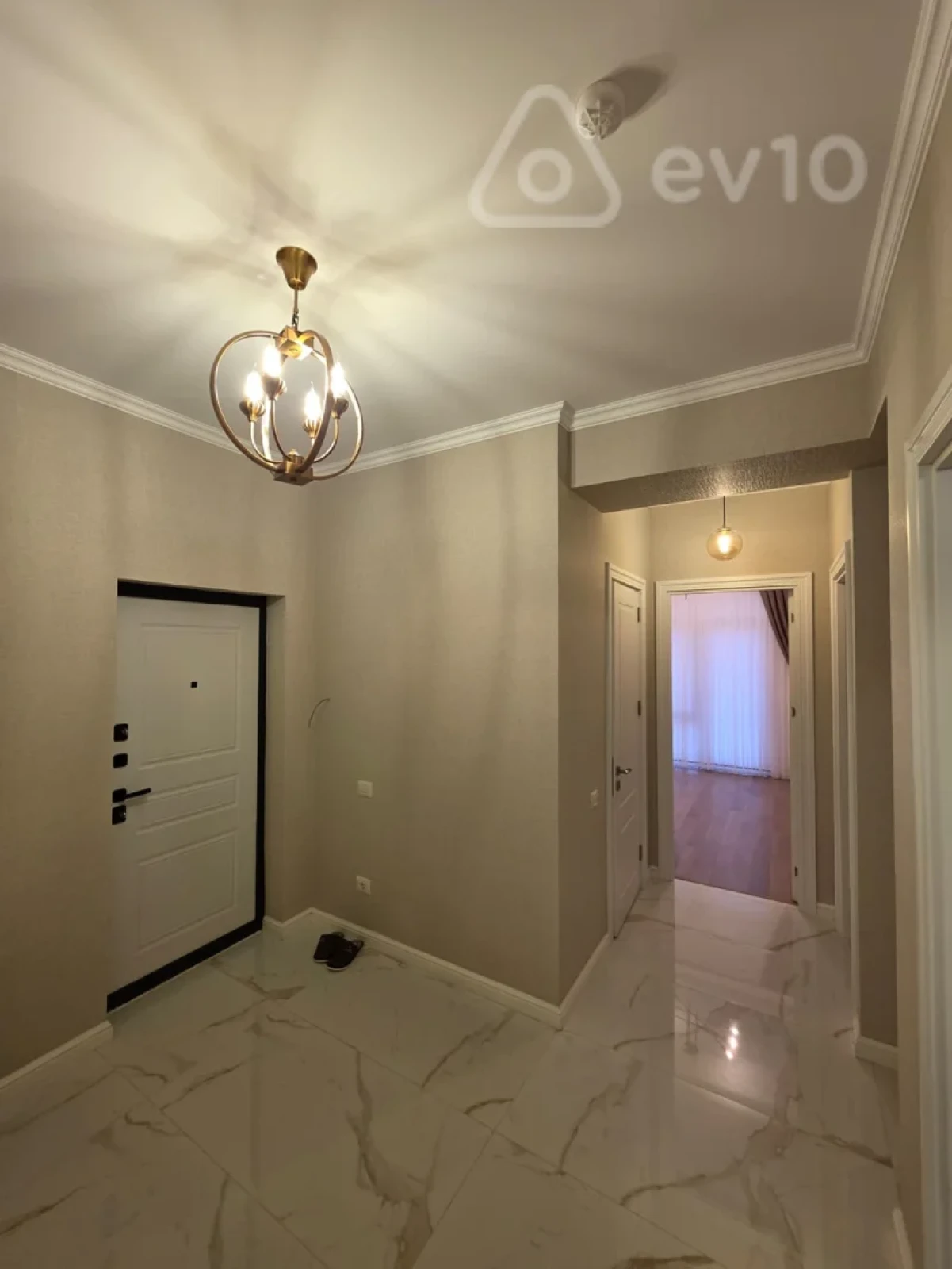 Satılır 3 otaqlı yeni tikili 95 m²