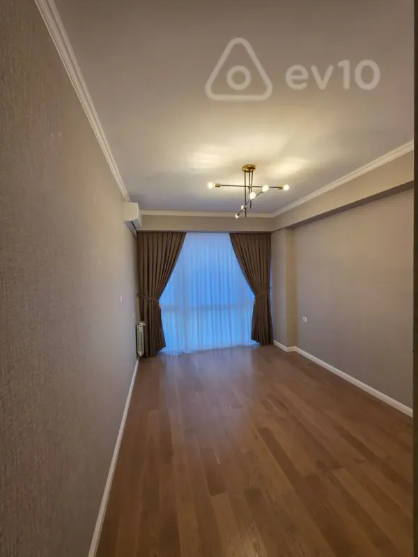 Satılır 3 otaqlı yeni tikili 95 m²